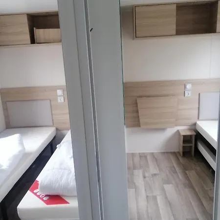 Mhvacances Louent Plusieurs Mobilhomes Dans Camping 4 Etoiles Proche Chateaux Et Zoo Beauval Onzain Exterior photo