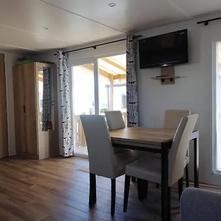 Mhvacances Louent Plusieurs Mobilhomes Dans Camping 4 Etoiles Proche Chateaux Et Zoo Beauval Onzain Exterior photo