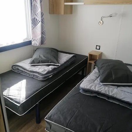 Mhvacances Louent Plusieurs Mobilhomes Dans Camping 4 Etoiles Proche Chateaux Et Zoo Beauval Onzain Exterior photo