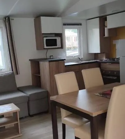 Mhvacances Louent Plusieurs Mobilhomes Dans Camping 4 Etoiles Proche Chateaux Et Zoo Beauval Onzain Exterior photo