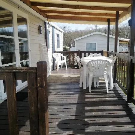 Mhvacances Louent Plusieurs Mobilhomes Dans Camping 4 Etoiles Proche Chateaux Et Zoo Beauval Onzain Exterior photo