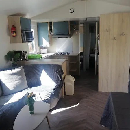 Mhvacances Louent Plusieurs Mobilhomes Dans Camping 4 Etoiles Proche Chateaux Et Zoo Beauval Onzain Exterior photo