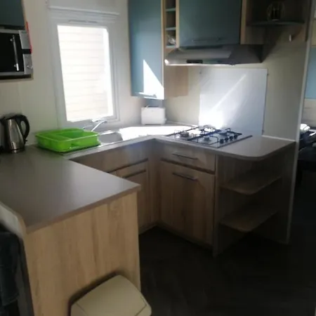 Mhvacances Louent Plusieurs Mobilhomes Dans Camping 4 Etoiles Proche Chateaux Et Zoo Beauval Onzain Exterior photo