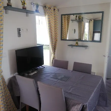 Mhvacances Louent Plusieurs Mobilhomes Dans Camping 4 Etoiles Proche Chateaux Et Zoo Beauval Onzain Exterior photo