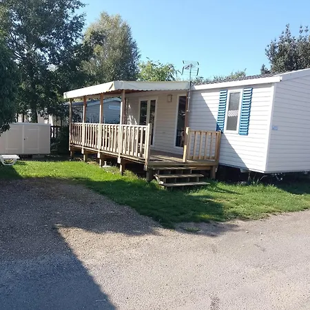 Mhvacances Louent Plusieurs Mobilhomes Dans Camping 4 Etoiles Proche Chateaux Et Zoo Beauval Onzain Exterior photo