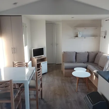 Mhvacances Louent Plusieurs Mobilhomes Dans Camping 4 Etoiles Proche Chateaux Et Zoo Beauval Onzain Exterior photo