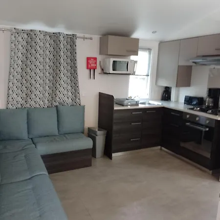 Mhvacances Louent Plusieurs Mobilhomes Dans Camping 4 Etoiles Proche Chateaux Et Zoo Beauval Onzain Exterior photo