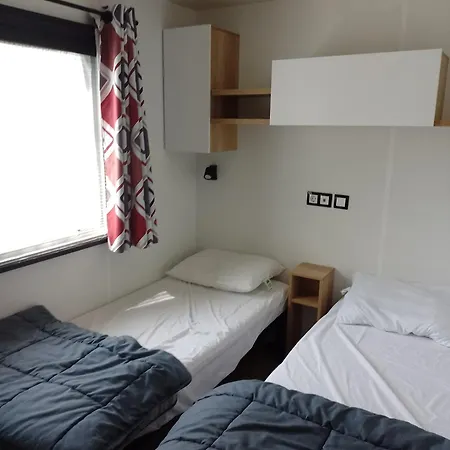 Mhvacances Louent Plusieurs Mobilhomes Dans Camping 4 Etoiles Proche Chateaux Et Zoo Beauval Onzain Exterior photo