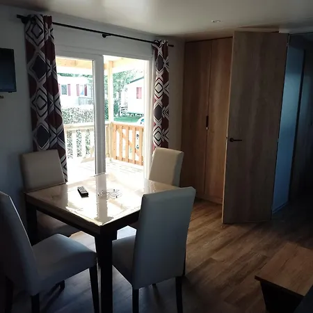 Mhvacances Louent Plusieurs Mobilhomes Dans Camping 4 Etoiles Proche Chateaux Et Zoo Beauval Onzain Exterior photo