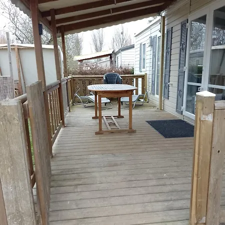 Mhvacances Louent Plusieurs Mobilhomes Dans Camping 4 Etoiles Proche Chateaux Et Zoo Beauval Onzain Exterior photo