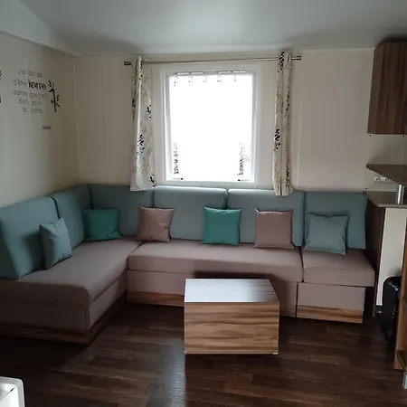 Mhvacances Louent Plusieurs Mobilhomes Dans Camping 4 Etoiles Proche Chateaux Et Zoo Beauval Onzain Exterior photo
