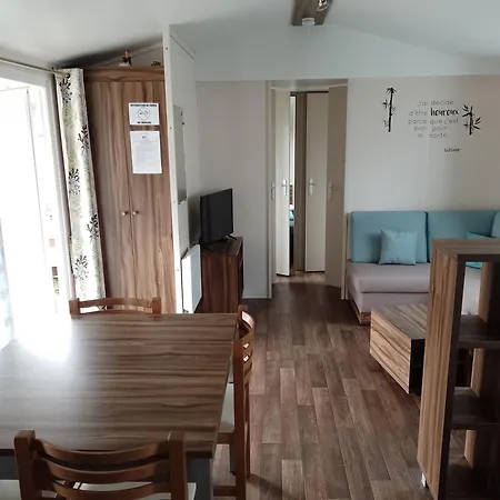 Mhvacances Louent Plusieurs Mobilhomes Dans Camping 4 Etoiles Proche Chateaux Et Zoo Beauval Onzain Exterior photo