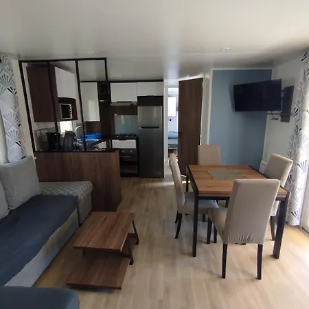 Mhvacances Louent Plusieurs Mobilhomes Dans Camping 4 Etoiles Proche Chateaux Et Zoo Beauval Onzain Exterior photo