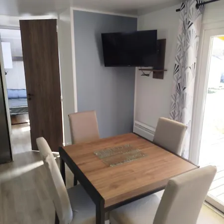 Mhvacances Louent Plusieurs Mobilhomes Dans Camping 4 Etoiles Proche Chateaux Et Zoo Beauval Onzain Exterior photo