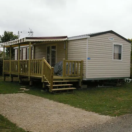 Mhvacances Louent Plusieurs Mobilhomes Dans Camping 4 Etoiles Proche Chateaux Et Zoo Beauval Onzain Exterior photo