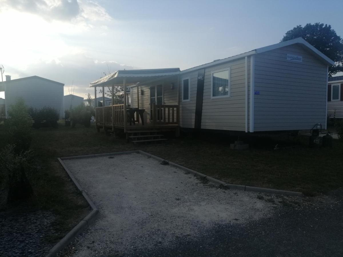 Mhvacances Louent Plusieurs Mobilhomes Dans 4 Etoiles Proche Chateaux Et Zoo Beauval Campsite Onzain