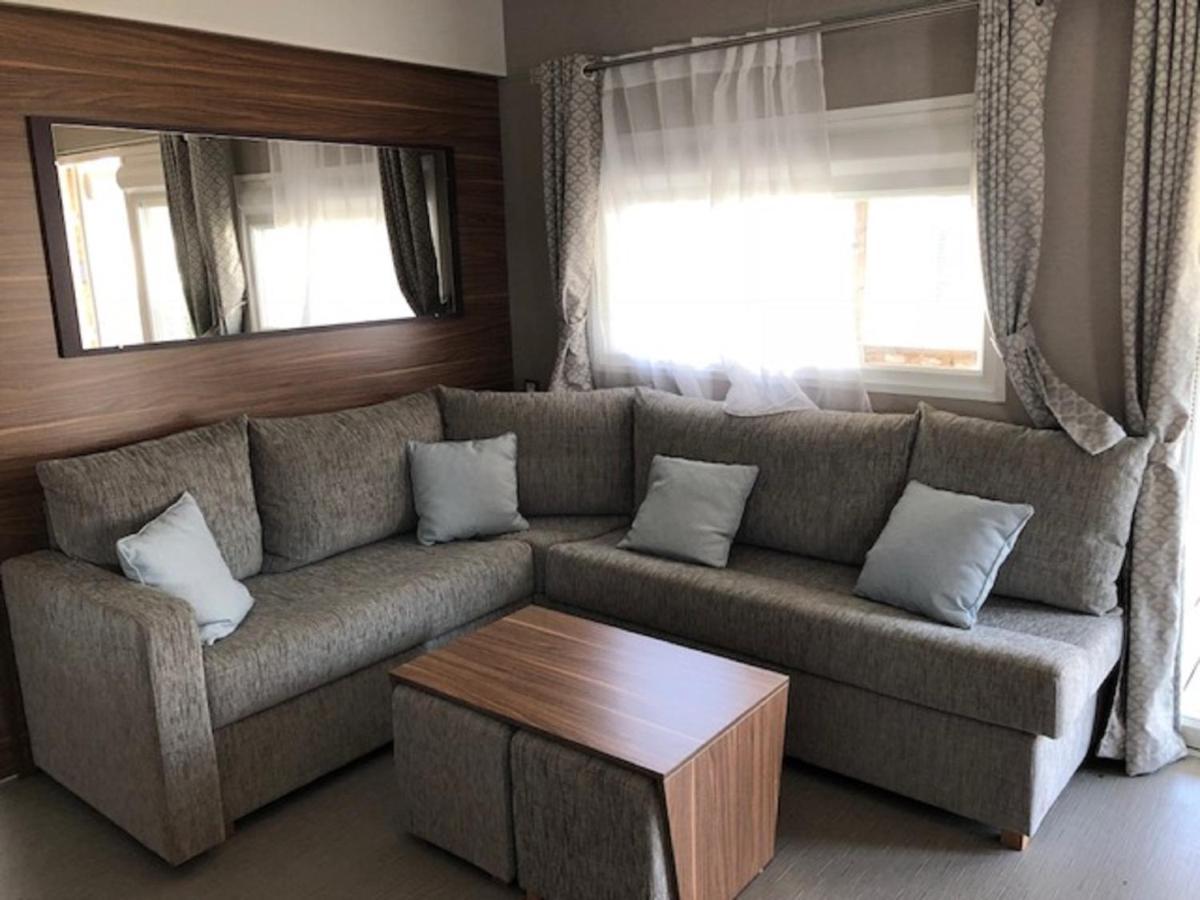 Campsite Mhvacances Louent Plusieurs Mobilhomes Dans 4 Etoiles Proche Chateaux Et Zoo Beauval Onzain