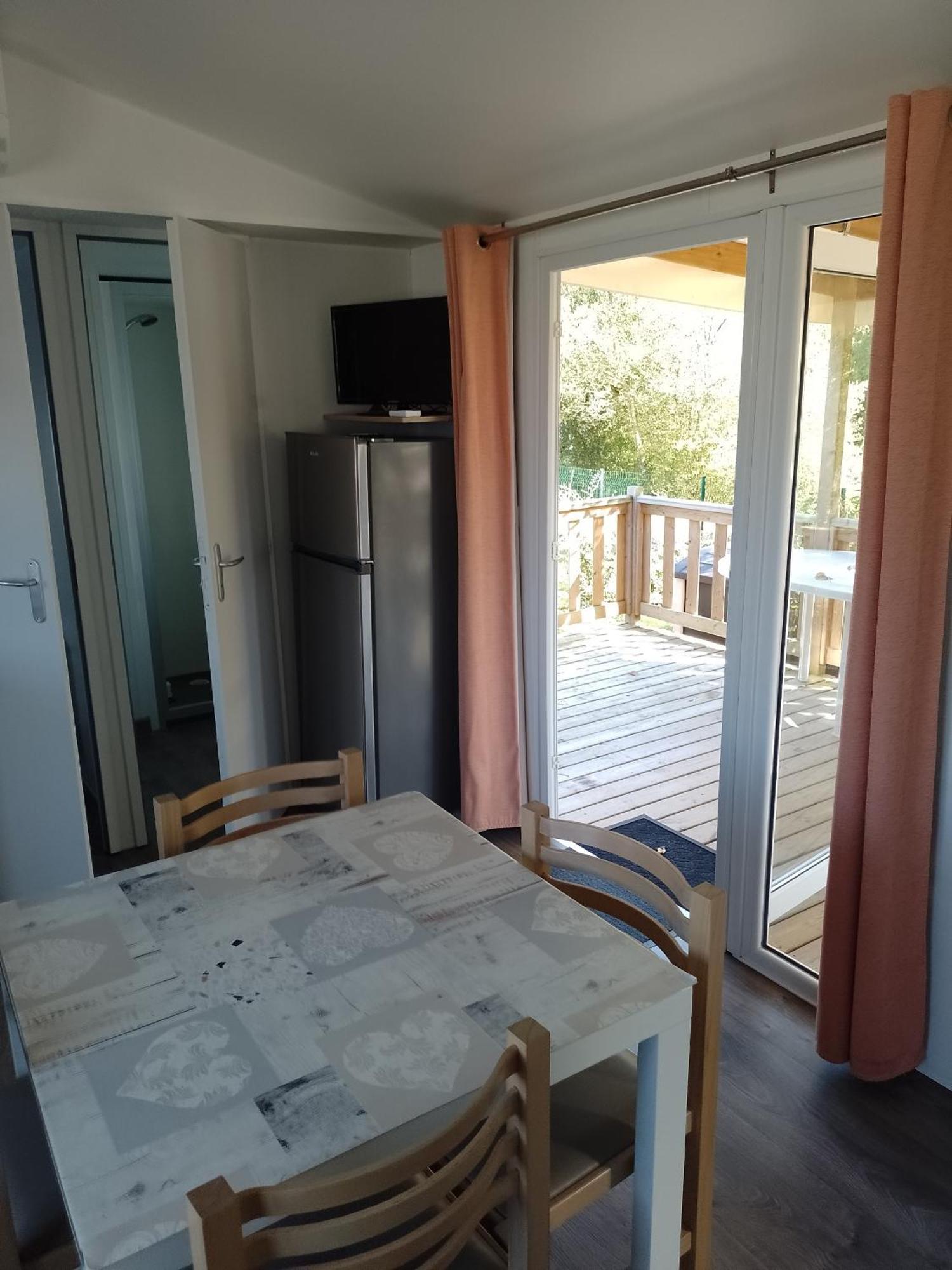 Mhvacances Louent Plusieurs Mobilhomes Dans 4 Etoiles Proche Chateaux Et Zoo Beauval 4* Onzain